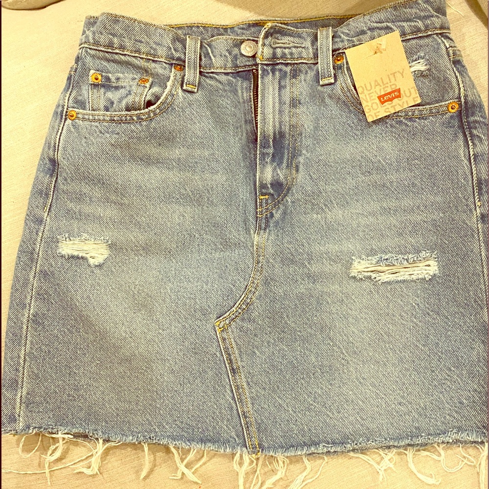 NWT-  Levi’s High Waisted Denim Skirt